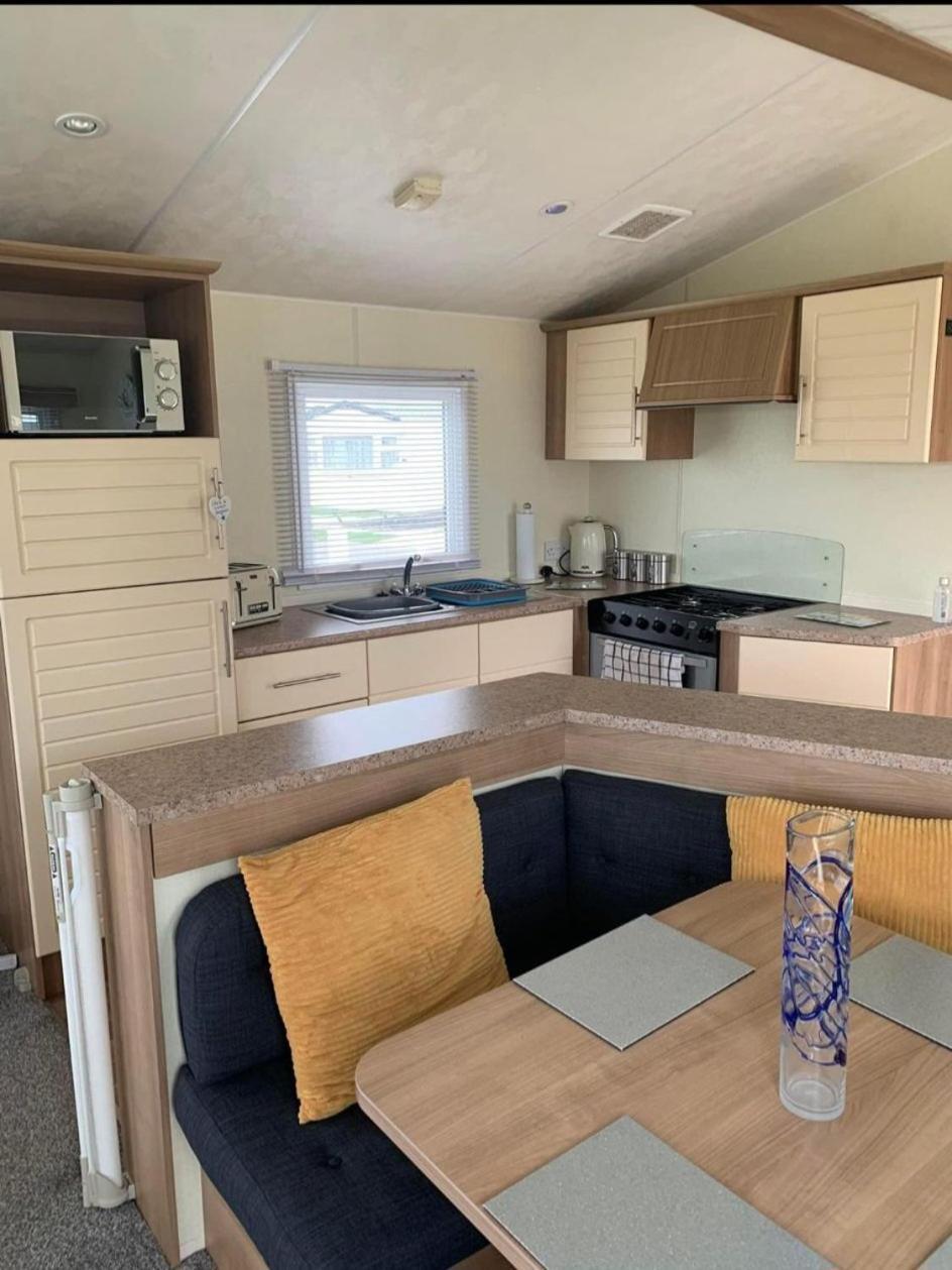 8 Berth 3 Bed Caravan Golden Palm Ml9 Chapel St. Leonards Exterior foto